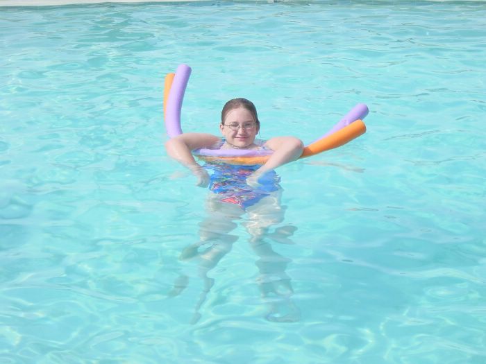 Liz in the Shoe print pool