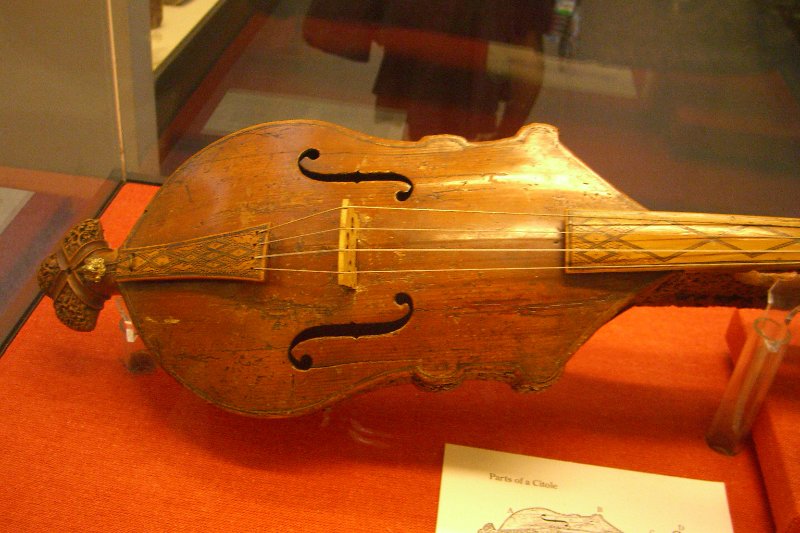 London040106-1875.jpg - Warwick Castle Citole. Medieval, about AD 1280-1330England