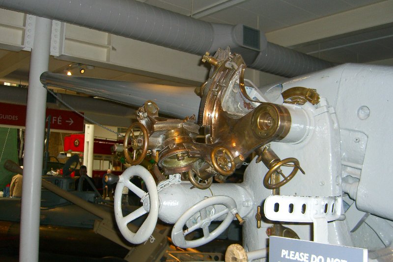 London040106-2034.jpg - German 10.5cm Submarine Gun