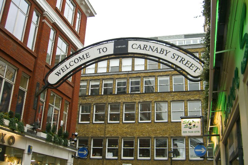 CIMG1903.jpg - Welcome to Carnaby Street, Soccer Scene 56-57 Carnaby Street, at Beak Street