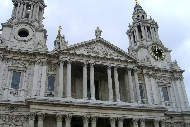 London040106-1803.jpg - St Paul's West Front