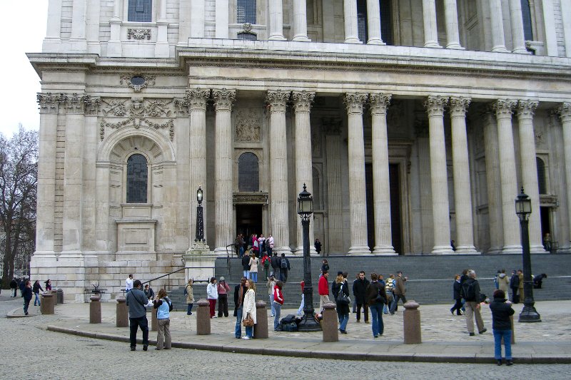 London040106-1805.jpg - St Paul's West Front