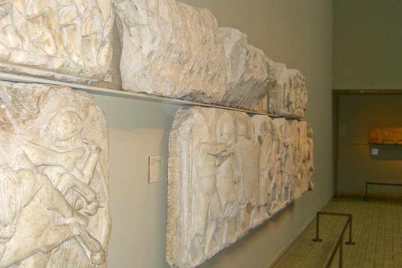 London040106-1841.jpg - Nereid Monument