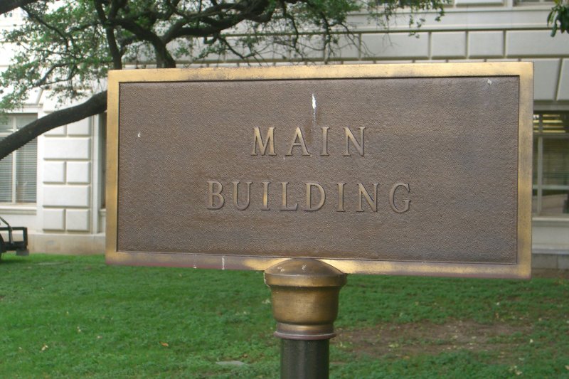 CIMG8063.JPG - The University of Texas Tower  - "The Main Building"
