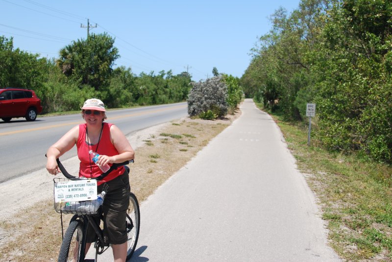 DSC_0064-1.JPG - Ding Darling -- Biking along San-Cap Road