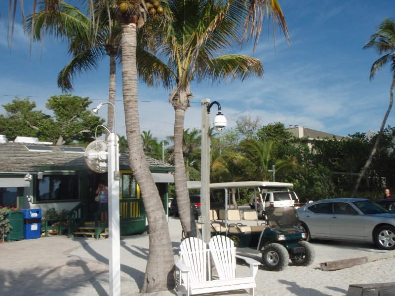 P6030356.JPG - Mucky Duck - Beach on Gulf