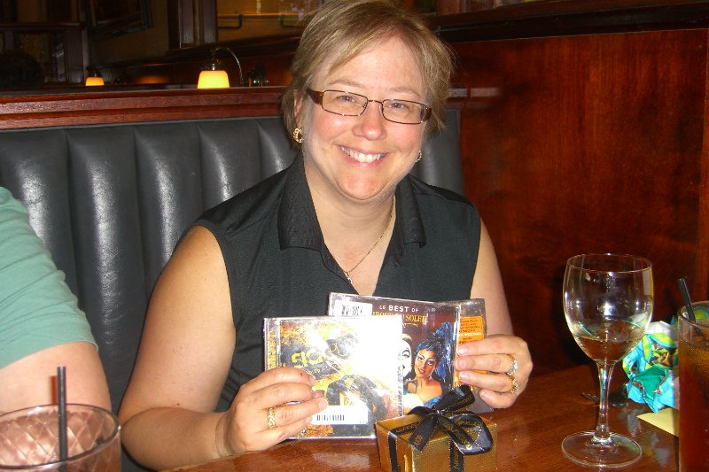 CIMG8455.JPG - Cathie Birthday Dinner at Houlihans