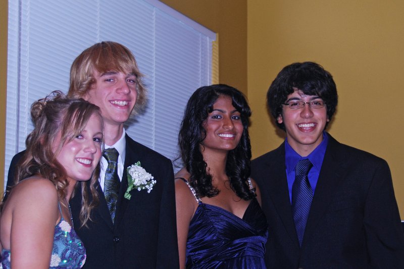 DSC_0962_edited-1.jpg - Homecoming 2008