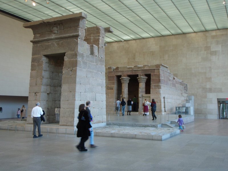 P2160047.JPG - Temple of Dendur, The Sackler