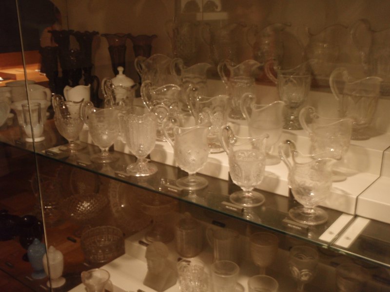 P2160089.JPG - Mom's Mother's glassware pattern