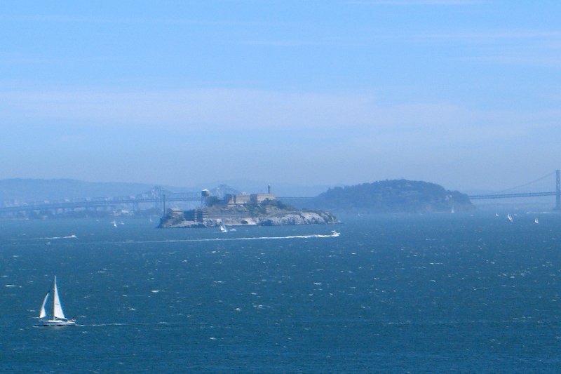 CIMG6515_edited-1z.jpg - Near Sausalito looking at Alcatrez Island