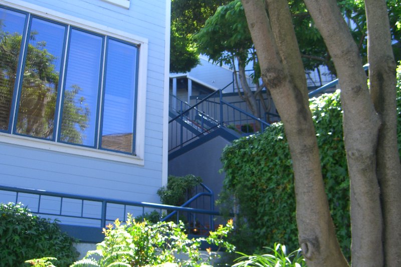 CIMG6536.JPG - Downtown Sausalito