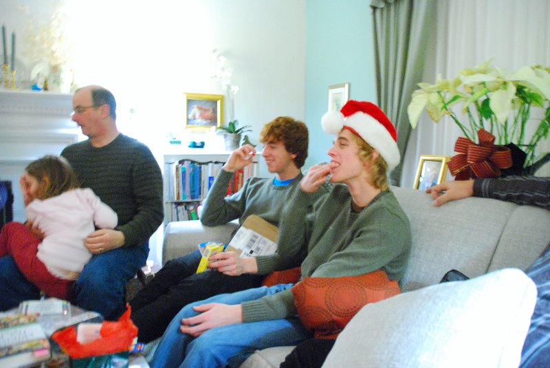 DSC_2074.JPG - Christmas Eve at  Grandma Kozik's