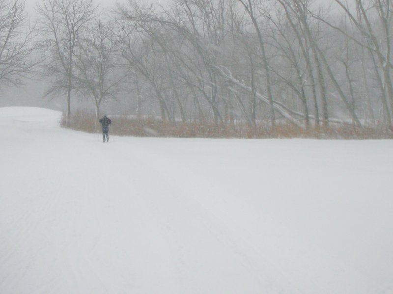 ArrowheadXski011009-1100010.jpg - Looking South, 6th fairway, Arrowhead West Course