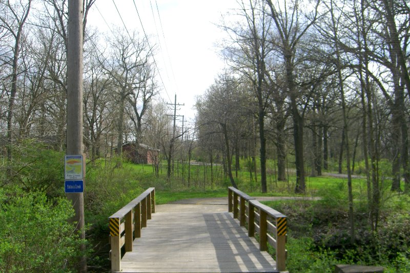 FoxRiverBikeTrail050209-1511.jpg - Fox River BIke Trail