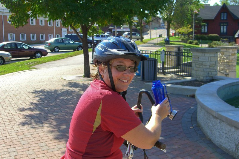 FoxRiver092709-2023.jpg - Cathie, Downtown Batavia river front
