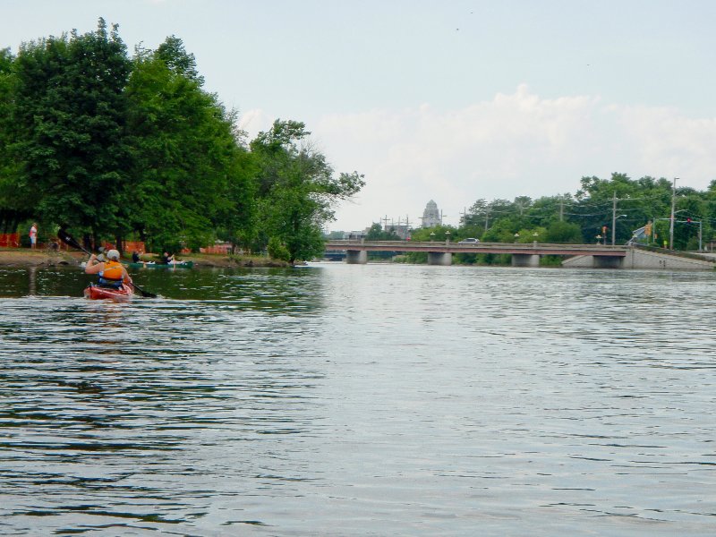 FoxRiverKayak070509-7050022.jpg - Paddleing upstream toward Prairie St Bridge, St Charles