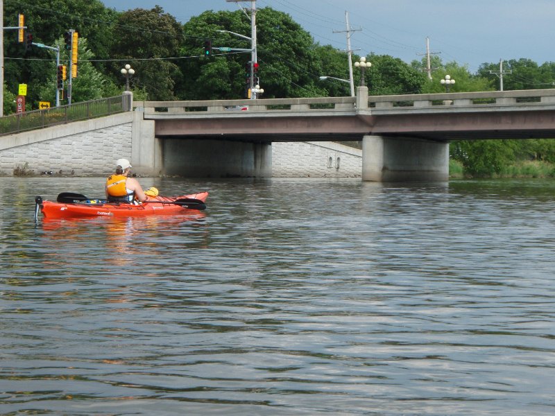 FoxRiverKayak070509-7050032.jpg - Drifting with the 3.5mph current South toward the Prairie Street Bridge
