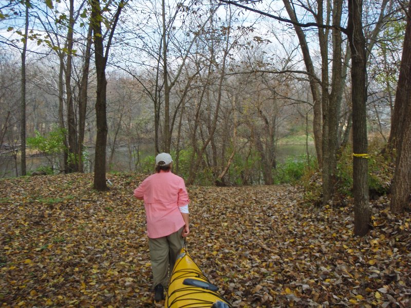 FoxRiverKayak110809-080001.jpg - "The Last Resort" boat launch in Sheridan IL