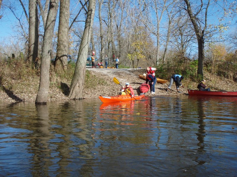 KankakeeRiver110109-010005.jpg - English Lake boat launch on the Kankakee RIver