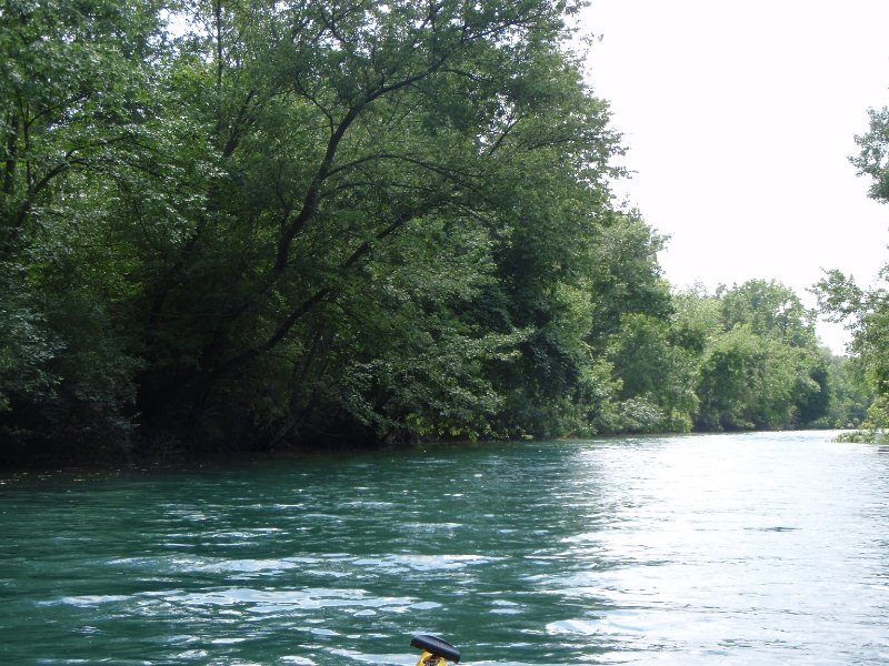 NorthShoreChannel080909-8090073.jpg - Kayaking North Shore Channel of the Chicago River from Skokie to the Lake Michigan locks in Wilmette.