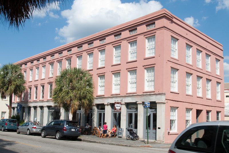 Charleston100309-9669.jpg - 160 East Bay building