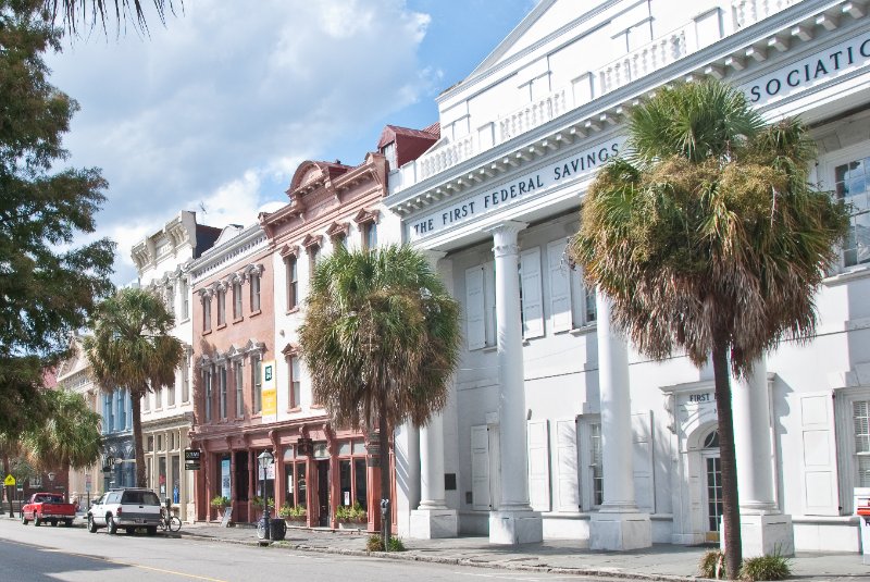 Charleston100309-9710.jpg - Walking West on Broad Street