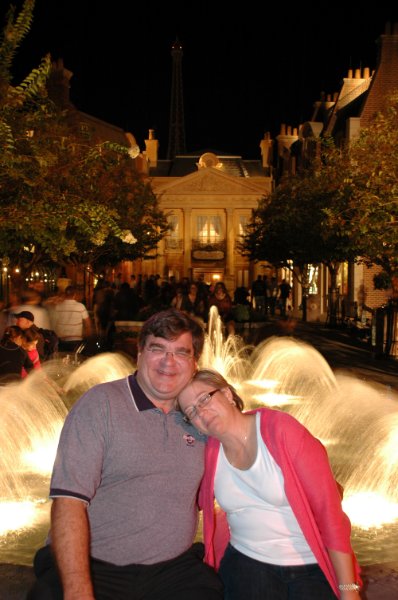 DisneyPhotoImage15.jpg - Epcot France Pavilion