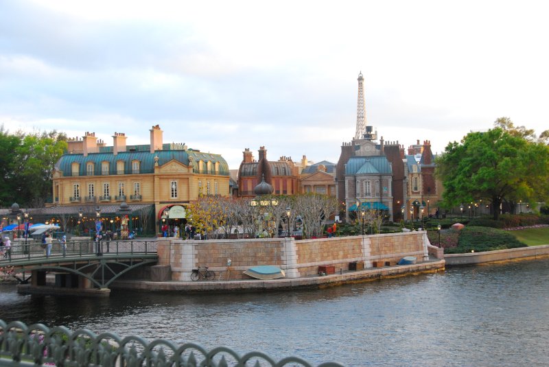 DisneyWorld022709-3336.jpg - Epcot France Pavilion