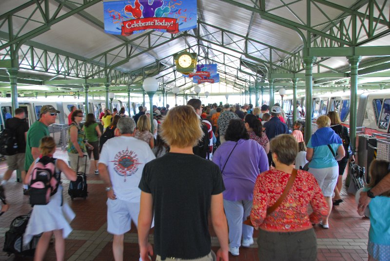 DisneyWorld022709-2872.jpg - Walking from the Monorail station to the entrance of the Magic Kingdom