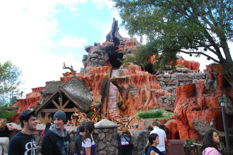 DisneyWorld022709-2947.jpg - Splash Mountain