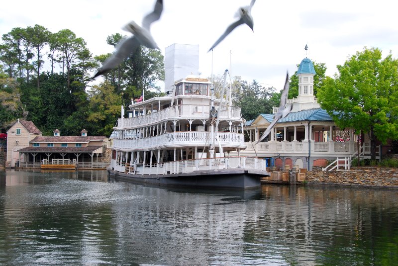 DisneyWorld022709-2949.jpg - Liberty Square Riverboat