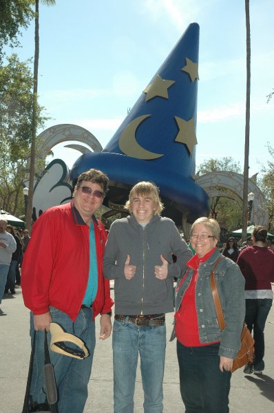DisneyWorld022709-8.jpg - Disney Hollywood Studios -- Mickey's Magic Hat