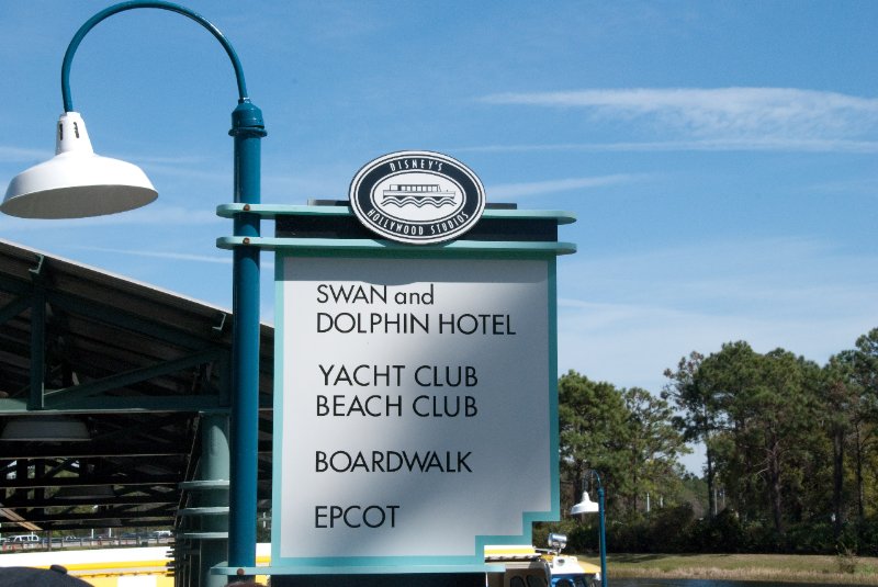 DisneyWorld022709-3677.jpg - Boat Launch Leaving DHS