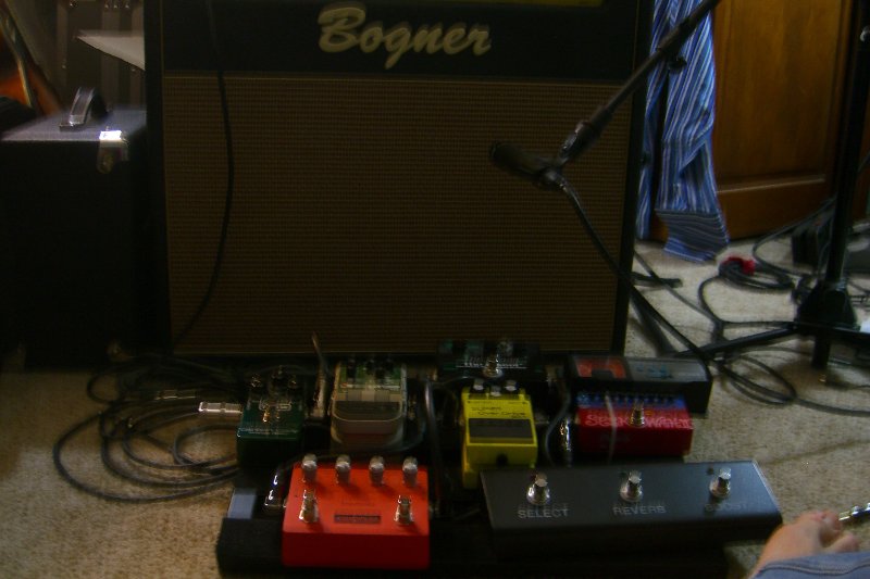 CIMG1552.jpg - Guitar and Music Equipment