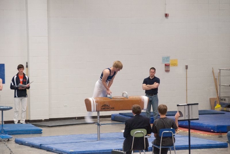 GymnasticsSpring09-4694.jpg - Wheaton Coop at NNHS