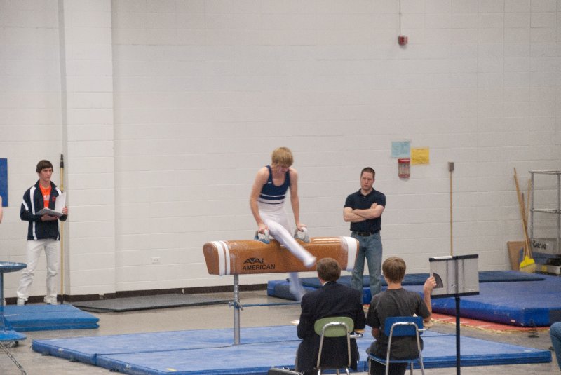 GymnasticsSpring09-4695.jpg - Wheaton Coop at NNHS
