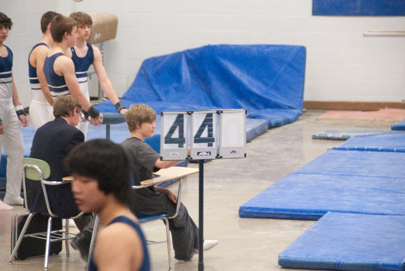 GymnasticsSpring09-4756.jpg - Wheaton Coop at NNHS