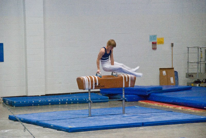 GymnasticsSpring09-3762.jpg - York at NNHS