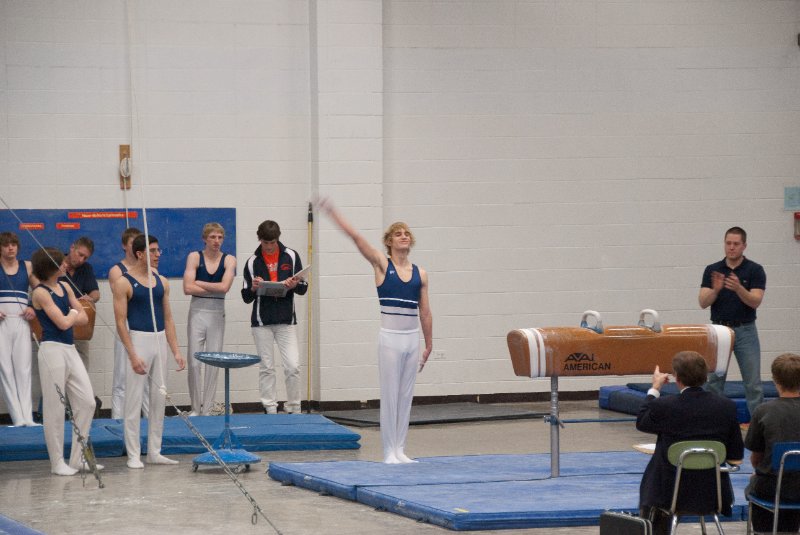 GymnasticsSpring09-4690.jpg - Wheaton Coop at NNHS