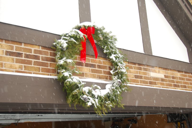 Jan09-2270.jpg - Xmas Wreath