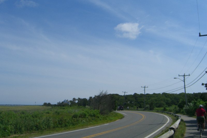 CIMG1727.jpg - Bike ride South on Seaview Road toward Edgartown