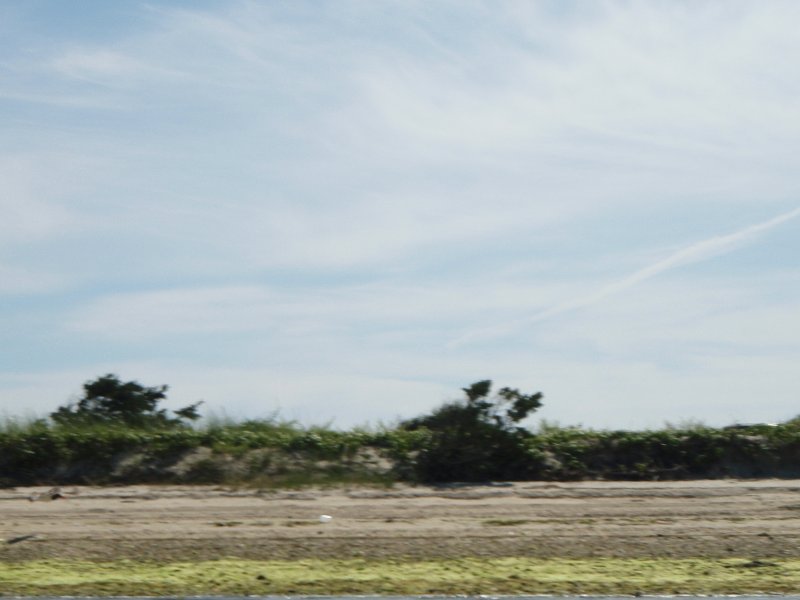 MV071009-7110085.jpg - Kayaking Sengekontacket Pond