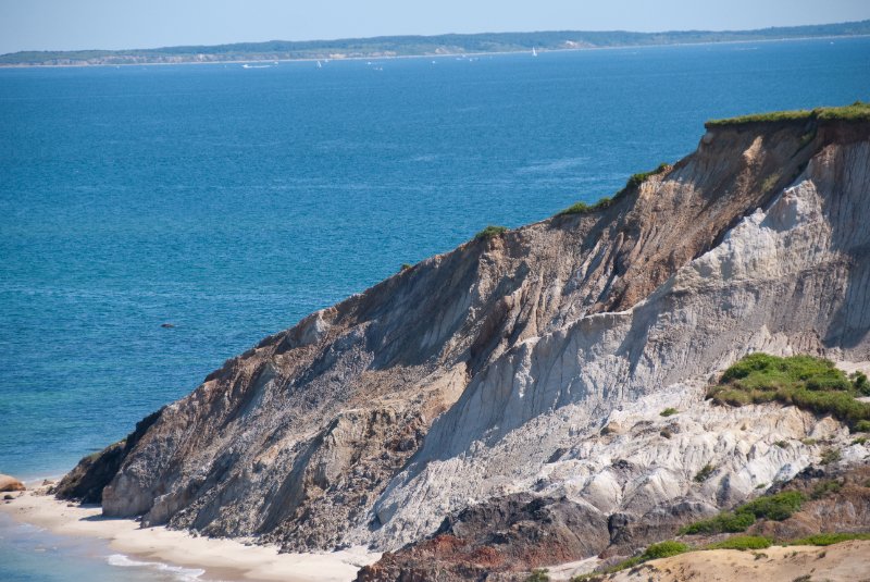 DSC_7718.jpg - Gay Head Cliffs.