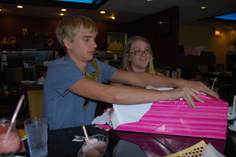 MikeBDay09-7979.JPG - Mike's 18th Birthday