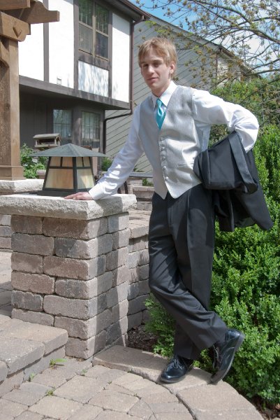 PromMay09-6288.jpg - Mike Prom Pictures