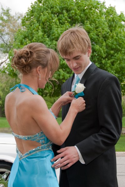 PromMay09-6327.jpg - Prom Group Pictures at Hidden Lake Gazebo in Lisle