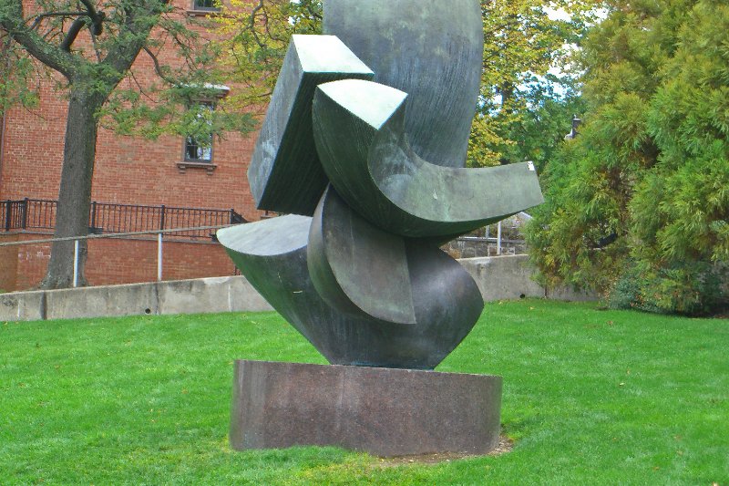 Providence101009-2080.jpg - "Daybreak" by Gil Franklin, 1968.  Located on the RISD Beach.