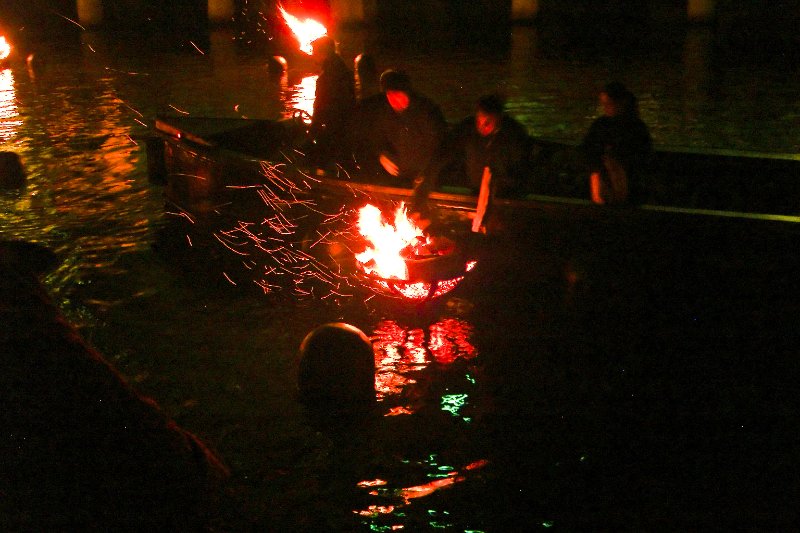 Providence101009-4.jpg - Waterfire Providence