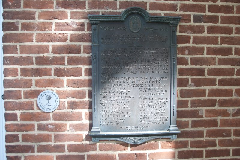 USC040409-4519.jpg - World War I Memorial Plaque on the Caroliniana Library